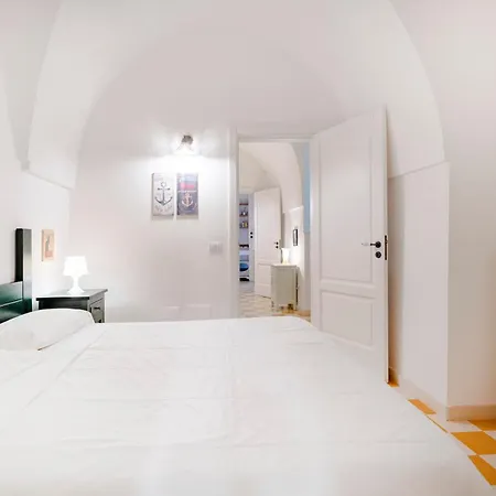 Apartment 1855