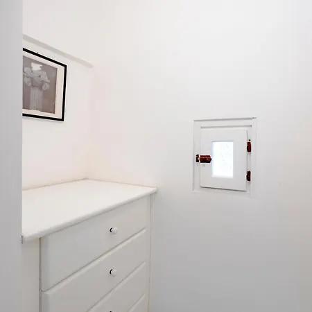 1855 Apartment *