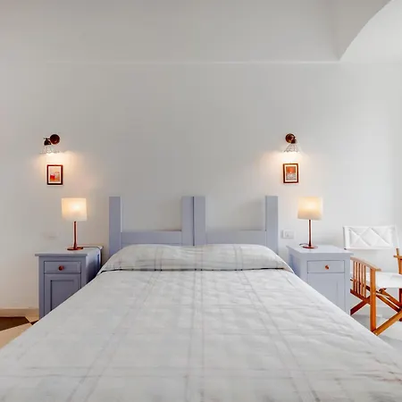 1855 * セルヴァ・ディ・ファザーノ