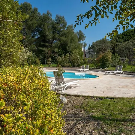 1855 * Selva Di Fasano